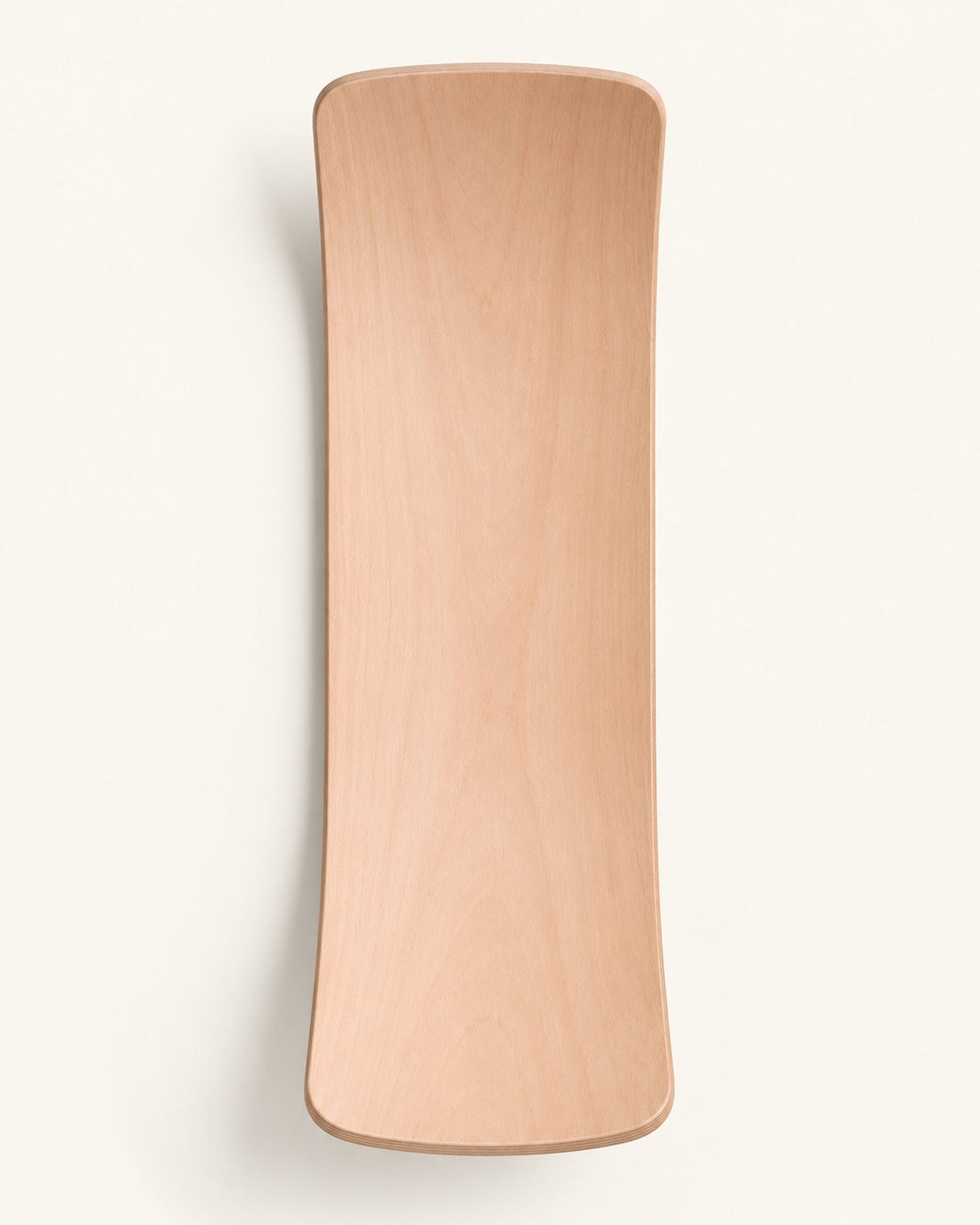 Le bois, vu de dessus. Le grain naturel et les contours arrondis du hêtre.