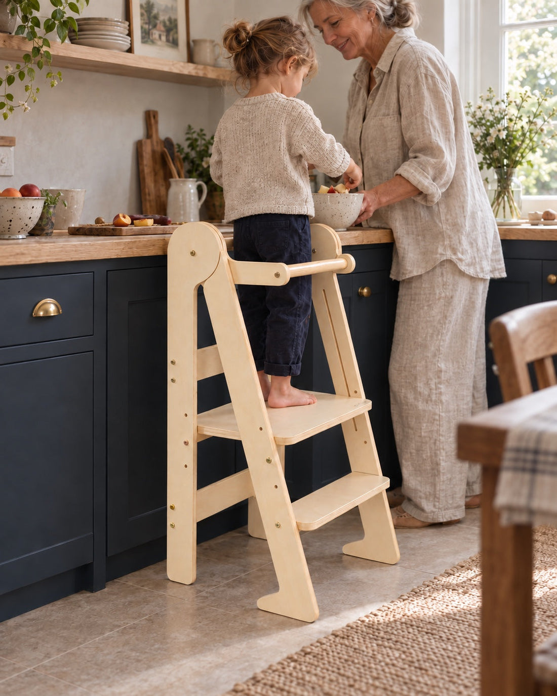 Un moment à partager. La cuisine avec les grands-parents.